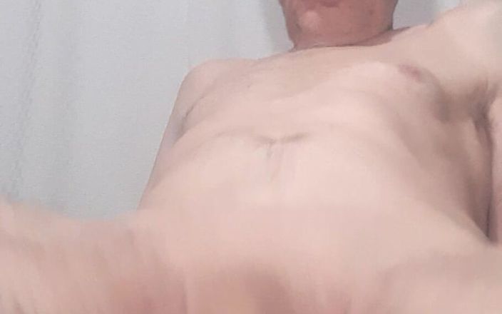 Big uncut hard cock: Un pene grande y suave, pero muy grande con dos...