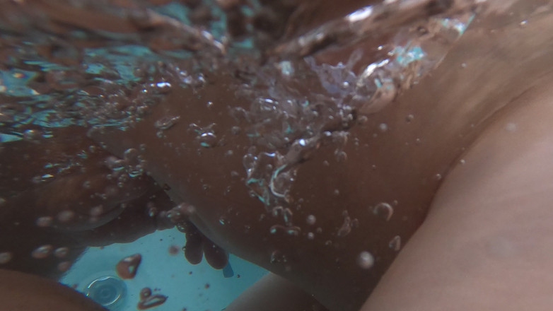 Porno Cloud: Sualtı Sikişme