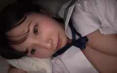 你接近我，以为我不会在你体内射精