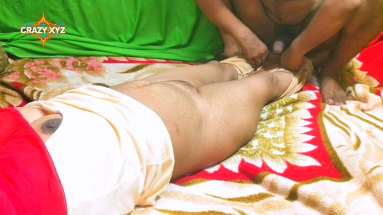 Meerut: Cuplu indian desi sex incitant cu sărutări muie și futai în pizdă în...