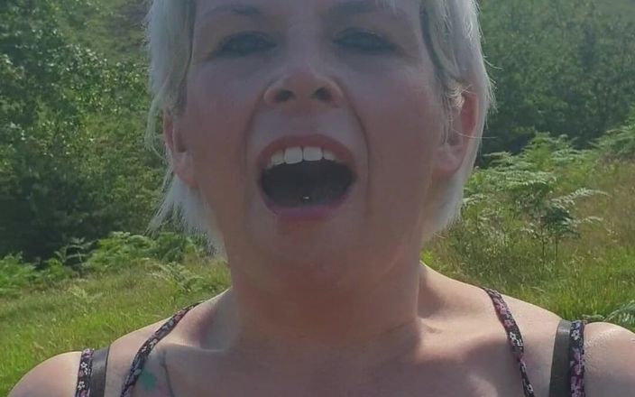 Skyler Squirt: Orgasm cu ejaculare în parcul național Frumos Northumberland