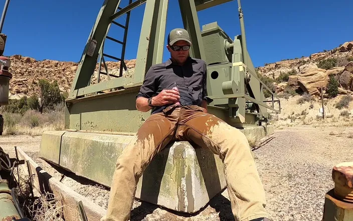 Lapetus: Pissing my pants on an oil rig