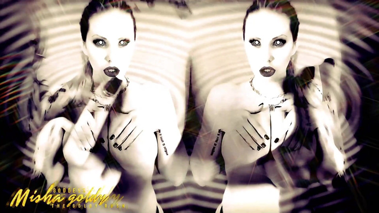 Goddess Misha Goldy: Betoverende asmr! Verdwaal in mijn borsten, verdwaal in je gooning!