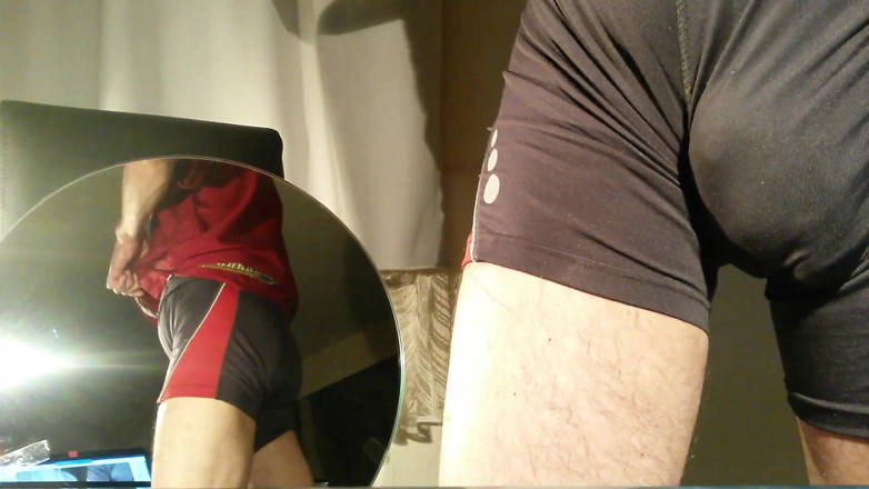 GayNeuligTabulos: Hot and Naked in Front of the Cam