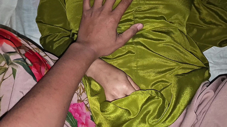 Hot Sudipa: Desi indische romantische stiefschwester und stiefbruder