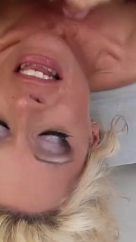 Blonde stepmom wants her pussy filled