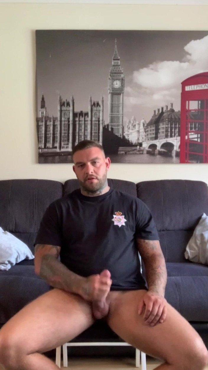 Andyleexxx: 消防士アンディ・カムズ