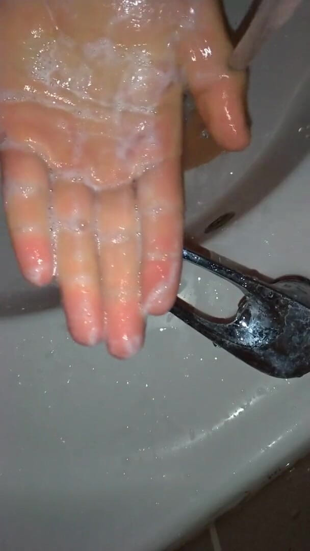 Kadir Reis: How to clean the sex toy
