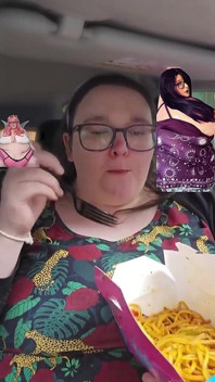 La SSBBW si regala una gustosa sorpresa