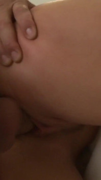 Con đĩ thử váy cưới với làm tình