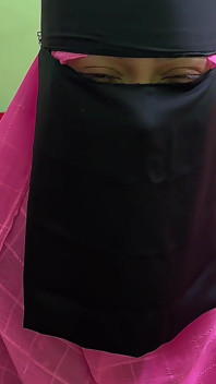 Můj majitel domu mi nabídl, že s ním šukám