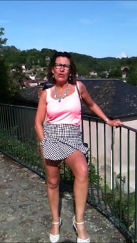 Noemie Naughty Exhib