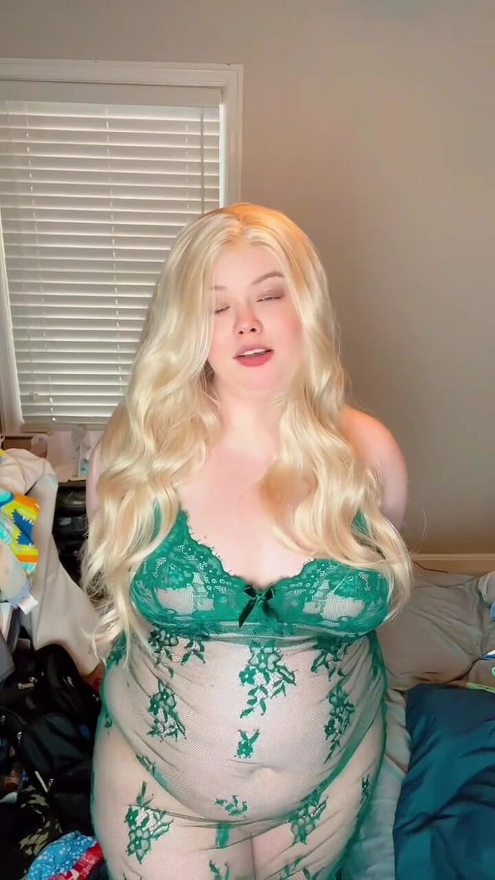 Youdreamgirl123: Domme Stepmom Squirts on You