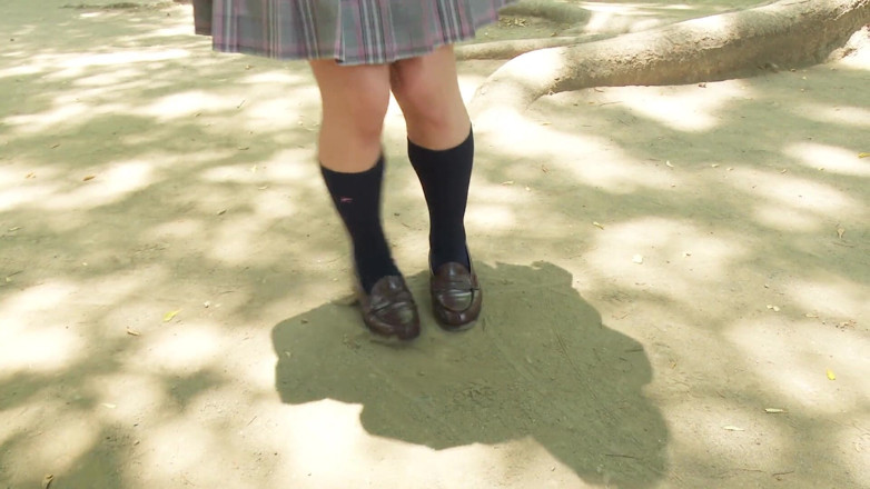 JapaneseAmateur: Gadis remaja jepang yang super sange ini ngentot memek sempit...