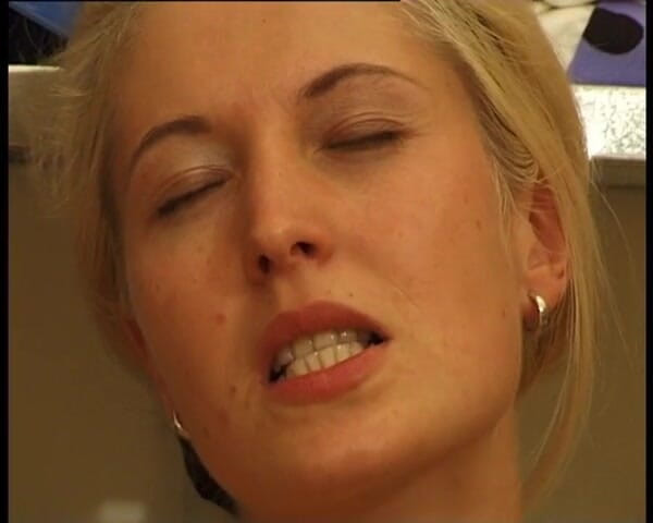 YOUR FIRST PORN: Beim Perversen Wichsen Bei Der Arbeit Erwischt - Caught Jerking off...