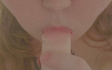 KarmaHasEyes: Lass mich bitte deinen schwanz lutschen!