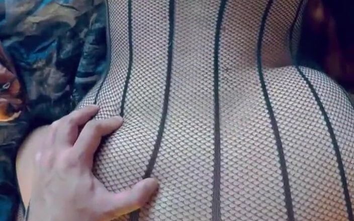 Bunny Hustler: Quente amadora foda anal e gozada interna