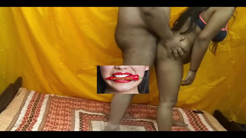 Hotty Jiya Sharmaa: Уникальный секс новой индийской девушки на улице в хинди аудиозвонок для наслаждения