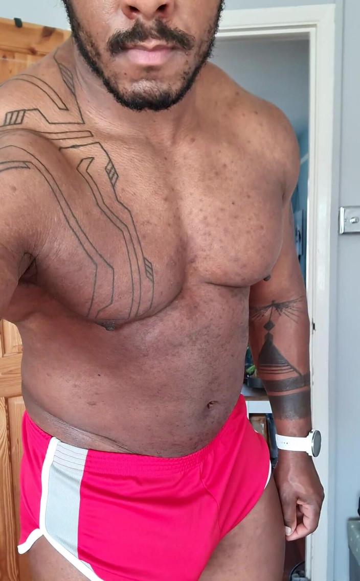 Amadeus: Red Shorts Big