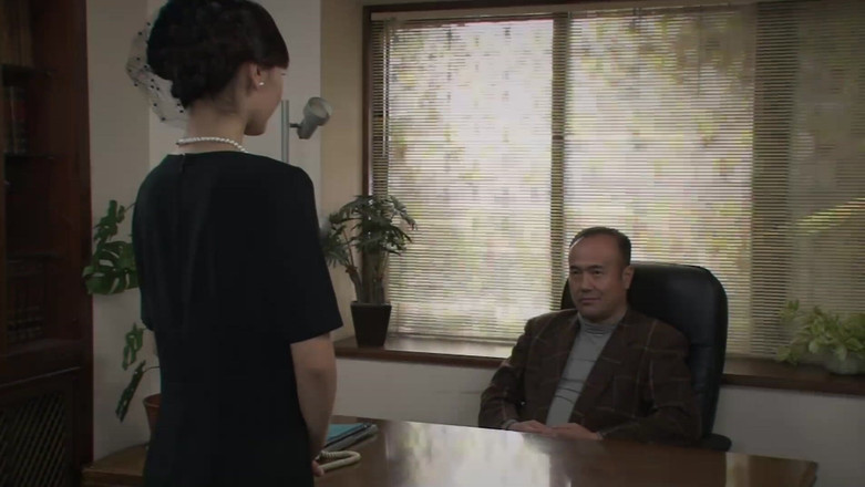 Raptor Inc: 未亡人の性奴隷:悲しみの深淵に落ちて、これが彼女が再び何かを感じることができる唯一の方法です。