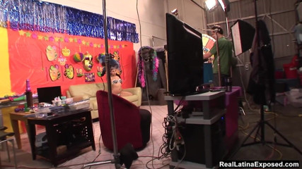 Real Latina Exposed: Reallatinaexposed - Vicki Chase adore squirter ses jus partout