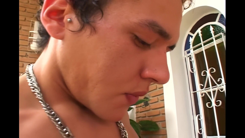 Shemale exstasy: गधे में सख्त