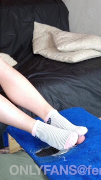 Amateur Cockbox Trampling and Ballbusting
