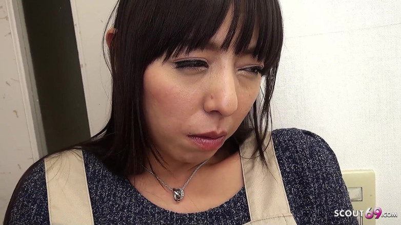 Asian porn collection: Азіатська мамка з великими цицьками Рьоко жорстко відтрахана пасинком