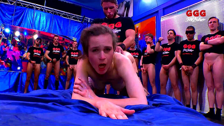 Anal lover: La fine dell'innocenza: deflorazione anale dal vivo