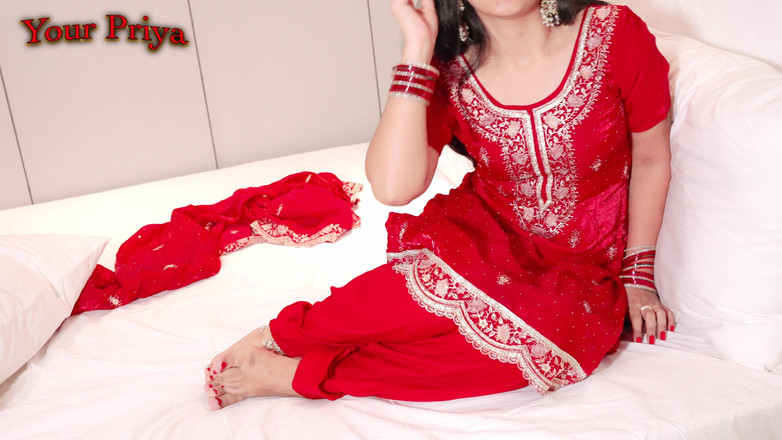 Your Priya: インドのデジ・バビ・カルヴァチャウトは、ヒンディー語の音声でデヴァル・ジでファックと絶頂を楽しんだ