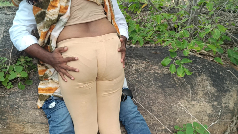 Apple baby: Sesso all'aperto con la sorellastra