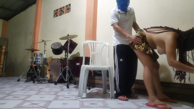 Martin13: Aku sama guru musikku waktu istrinya lagi keluar kelas