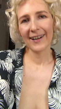 Horny MILF Loves Cock in Epic POV