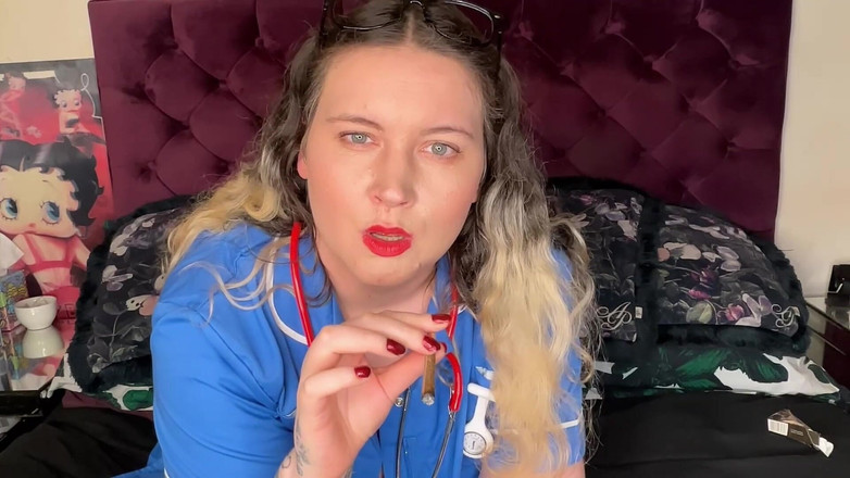 MissFFW: suster nakal ini dientot habis-habisan sama besar