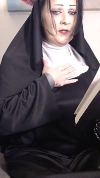 Măiță care studiază Biblia te prinde masturbând umilința blegăre