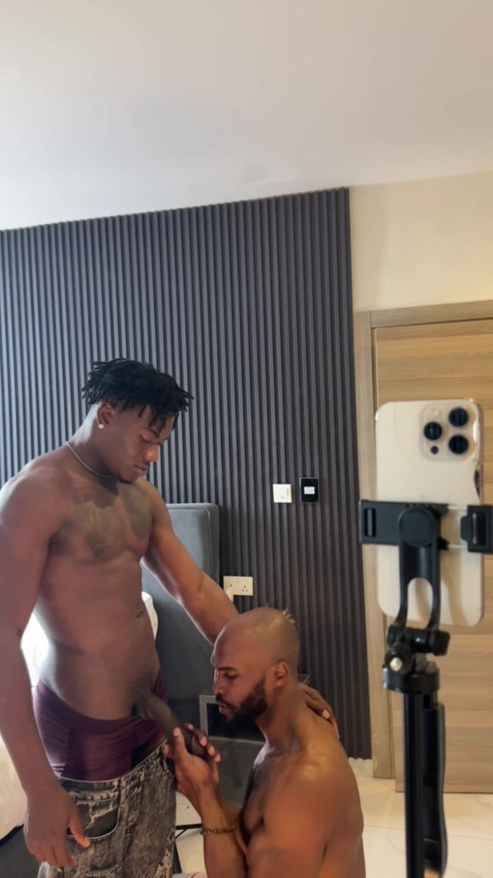 Blackthug20k: On His Knees by Choice
