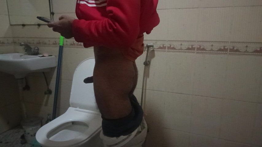 Desi in Bathroom (Piyush) Desi in Bathroom (Piyush)
