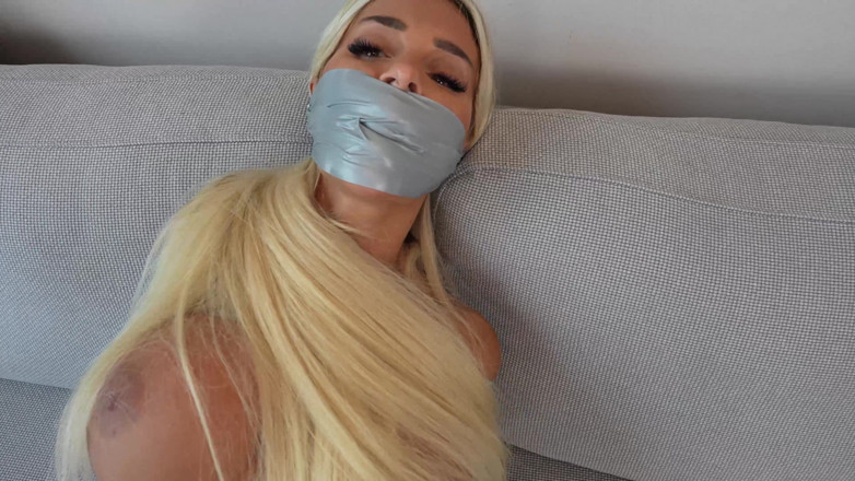 Latina Fetish: Emma ve şımarık kaset bağlı ve işgalci tarafından ağzı sıkı sarıldı! (4k)