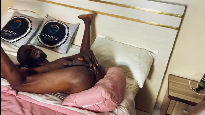 BlaqHandSomeGuy: Dois Tops Vs. One Bottom