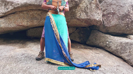 Hot 365 Entertainments: Cặp đôi Ấn Độ lãng mạn ngoài trời - saree sex - saree nâng lên...