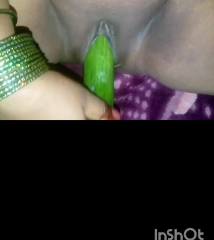 Savita sex video: Karwacaut Me Desi Bhabhi Ka Gift Mere Liye Chut Me...