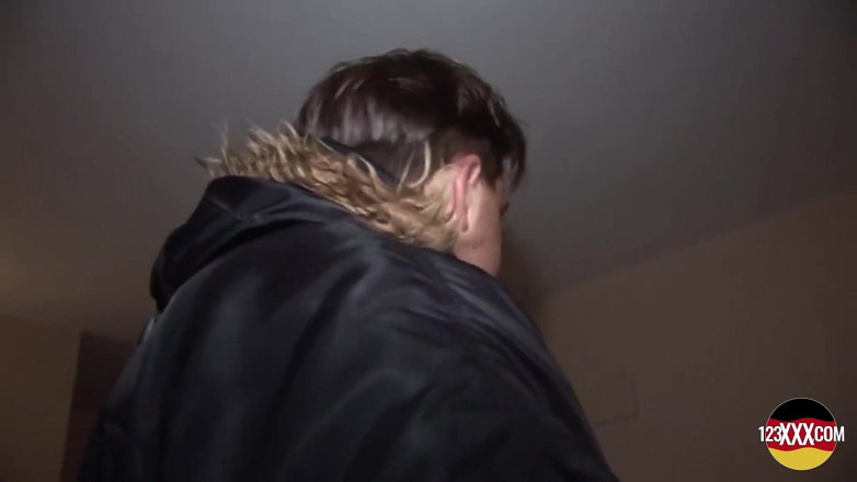 123XXX - Fucked Amateurs in Germany!: Ateşli Alman olgun genç yarağı seviyor