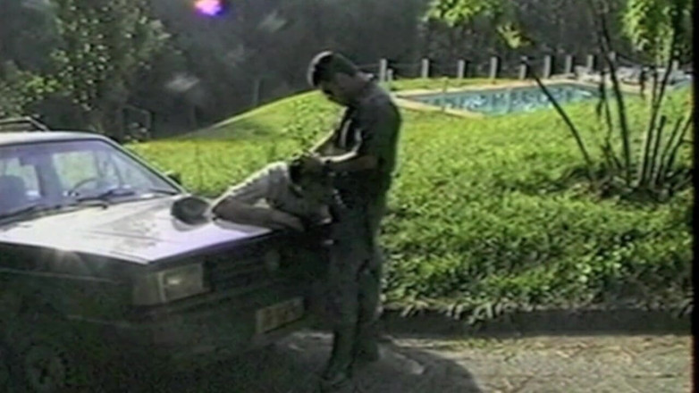 Straight fucking boy in uniform: Follada al aire libre por top policía