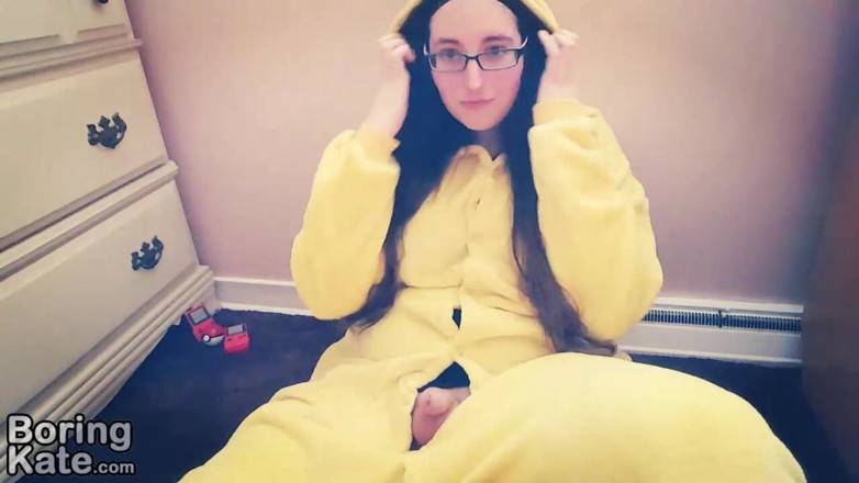 Boring Kate: Ngentot di pikachu kigurumiku