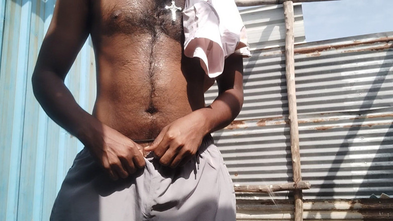 KUMBHA MANOJ KUMAR: Xhard Indian Gay Filmmaker Shoot Outdoor Video