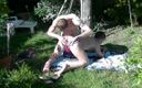 Gaybareback: 창녀 브랜든은 Guillauem Wayne에 의해 야외에서 exhib에서 맨백을 따먹어