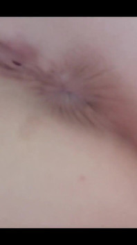 Do You Wanna See My Pretty Noisy Asshole so Close to You?