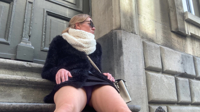 Lolacam: Ukazování kalhotek konec zimy