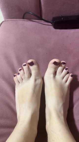 SweetLucy96: Tırnaklarımı boyadım