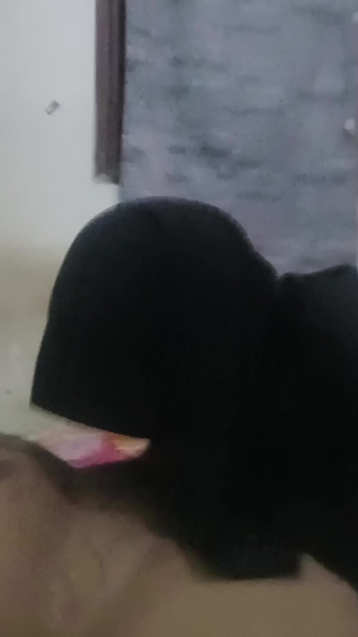 Theresia Nirvana: 18-jährige hijab-studentin, sex